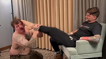 Foot fag worships & gets fucked up