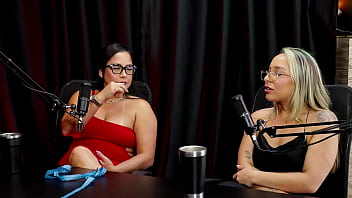 A primeira vez que fez squirting e respondeu em quem mama senta ou passa e consegue gozar com aninha e renatinha watch sheer red