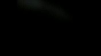 Jovencito solo en casa