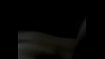 Jovencito solo en casa