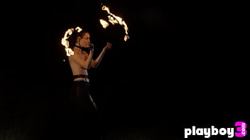 Beautiful babe posed and exposed her stunning body after hot striptease