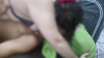 Fodendo casada puta no pelo e enchendo o corno de chifre