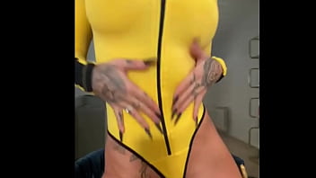 Hot Tarantino Cosplay Sucking Dildo And Doing Horny Show Susy Gala thumbnail
