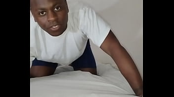 This toothbrush makes me feel like i'm the stuff on 1