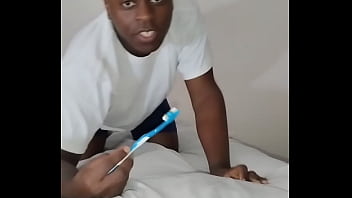 This toothbrush makes me feel like i'm the stuff on 1