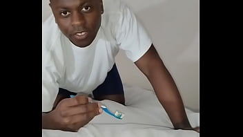 This toothbrush makes me feel like i'm the stuff on 1