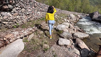 Tourist couple girl sucks cock in nature and cums in mouth