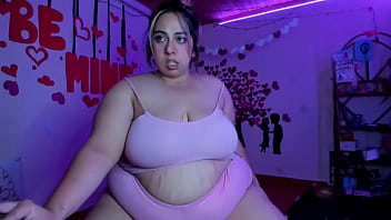 Coraline latin live webcam show