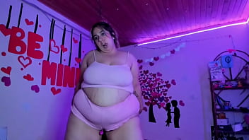 Coraline latin live webcam show