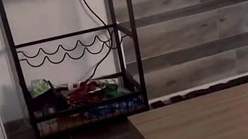 Le meto la polla en la boca a mi hermanastra y me corro dentro por sorpresa Le meto la polla en la boca a mi hermanastra y me corro dentro por sorpresa