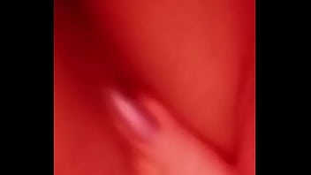 Masturbándose muy rico