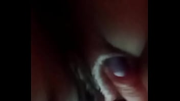 Masturbándose muy rico