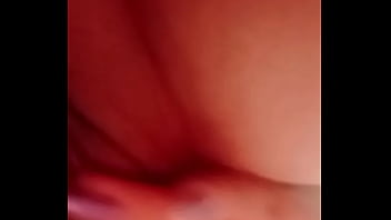 Masturbándose muy rico