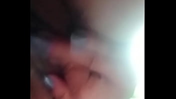 Masturbándose muy rico