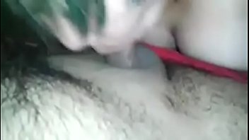 Con carmen aprendiendo a chuparla