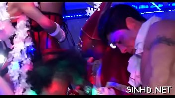 Alluring beauties are nice looking males with skillful fellatio