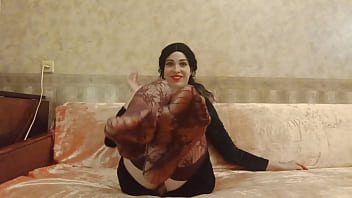 Putting a finger in the ass is an extra stimulation during masturbation