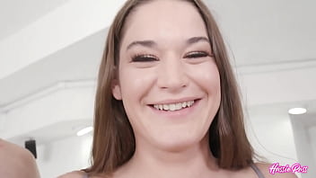 Kendra heart can’t contain both brick and brian’s massive dicks