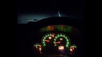 Novinho acelerando o aspirado no beco escurinho