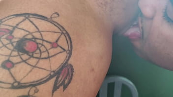 Desejo de grávida trepou na sacada do 9 andares e ficou por um fio Desejo de grávida trepou na sacada do 9 andares e ficou por um fio