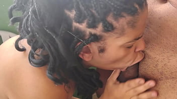 Desejo de grávida trepou na sacada do 9 andares e ficou por um fio