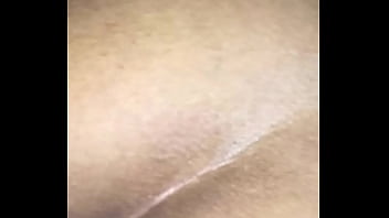 She spread her ass and grinds slowly