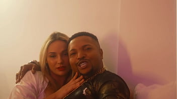 As patroas de calcinha desafiam o youtube – proibidão sem nudez 18