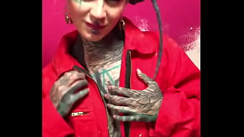 How do you like me in this sexy red construction onesie who’s ready to build something #constructionvibes #re