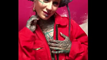 How do you like me in this sexy red construction onesie who’s ready to build something #constructionvibes #re