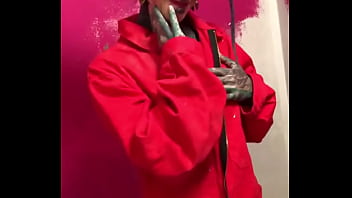 How do you like me in this sexy red construction onesie who’s ready to build something #constructionvibes #re