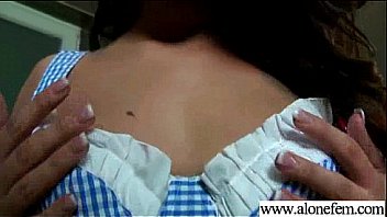 Sexy hot girl filmed using toys to masturbate movie 01