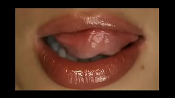 Heavenly mila mason finds her way in using her shaved pussy