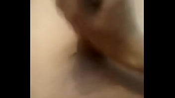 Gozando durante a punheta