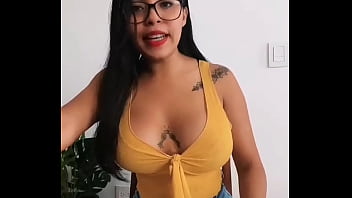 Latinas bellas dando todo