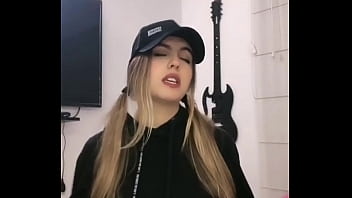 Latinas bellas dando todo