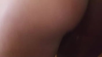 Crente Safada Da Bunda Grande Arrombando O Cuzinho Com Plug Anal thumbnail