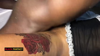 My girlfriend's pussy is so good i can't resist