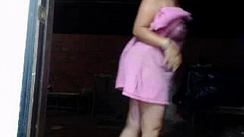 Booty Latina Showing Her Entire Body thumbnail