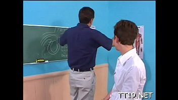 Dink riding makes attractive brunette gal cum a lot