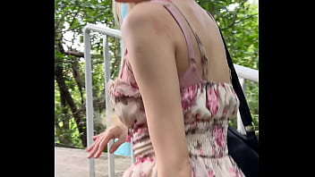 Asian girl masturbates and squirts while exposing herself on the mountain