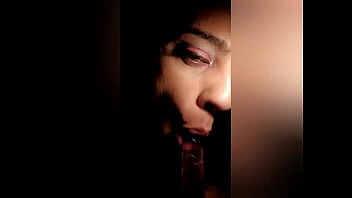 Parte 2 reyna blancaa juega con su juguetito más pequeño mira lo que hace