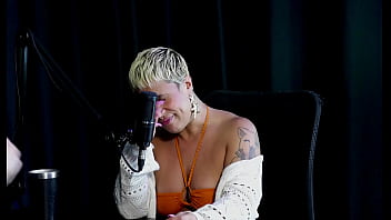 Gosta de ver carisma e a verdade motiva as pessoas gosta de trepar e está tendo contato com podolatria just joana watch sheer red