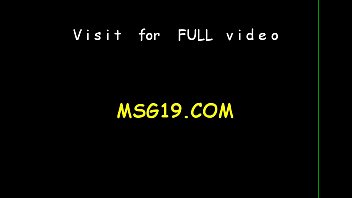 Peachy blondie gets agonorgasmos