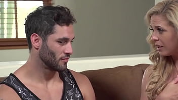 Stepmom cherie deville & damon dice