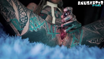 Latex tattoo girl's anal masturbation squirt and metal toy