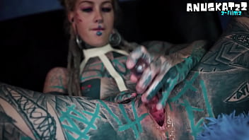 Latex tattoo girl's anal masturbation squirt and metal toy