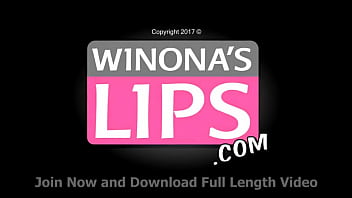 Perfect ass teen deepthroating cock