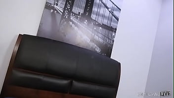 Sexy scarlett sage squirts on porno dan