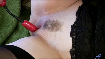 Horny Mature Stimulating Pussy thumbnail