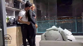 Comi gostoso a casadinha safada e muito gostosa mulher do meu chefe fui na casa do meu chefe chegando lá a esposa gostosa ficou doida pelo meu pau fudemos muito